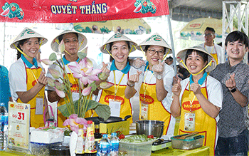 Sôi nổi Ngày hội Bếp núc thời nay và phụ nữ cấp tiến