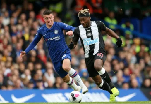 Mason Mount có thể vươn đến đẳng cấp của một tiền vệ hàng đầu