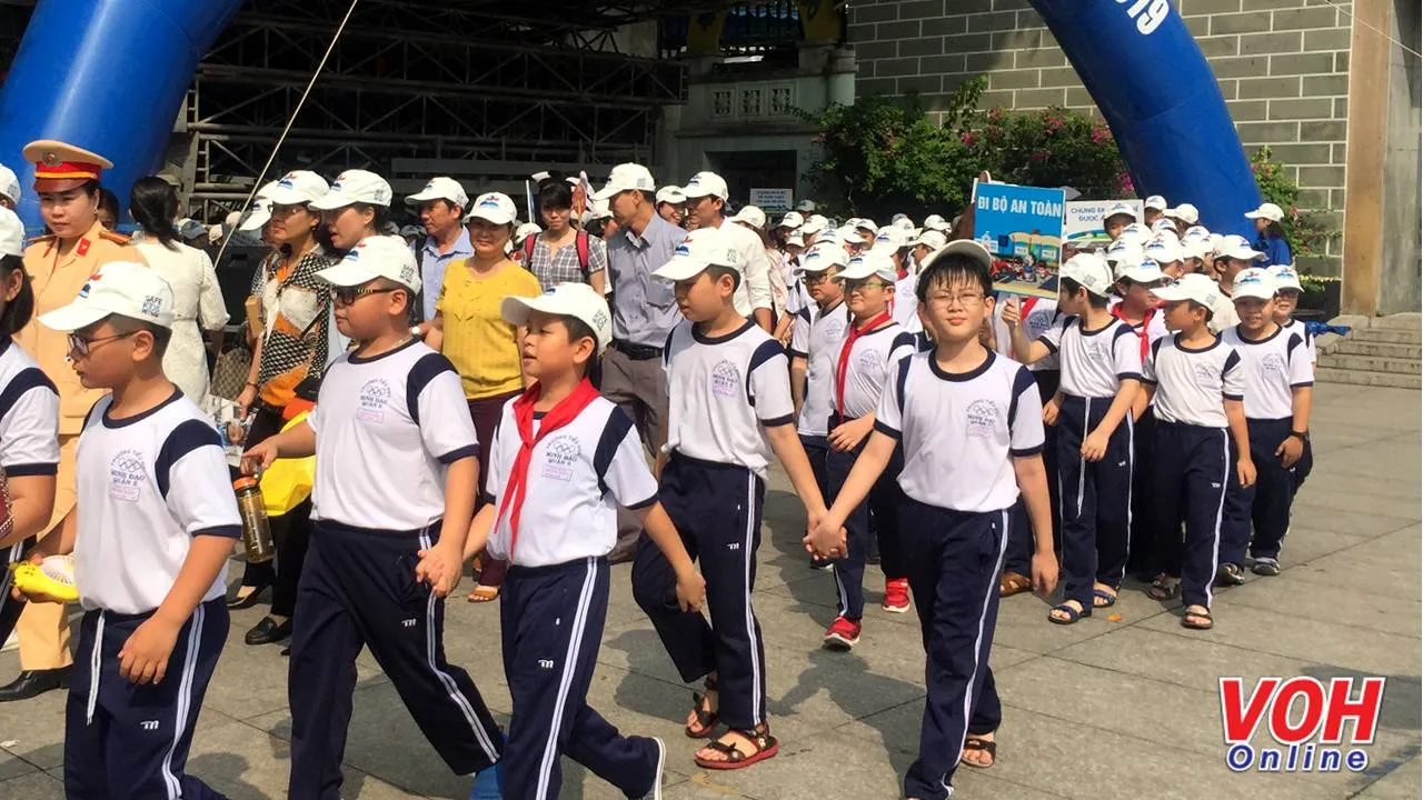 TPHCM phát động Tháng Quốc tế đi bộ đến trường