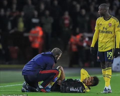 HLV Emery lên tiếng về pha bỏ lỡ của Nicolas Pepe