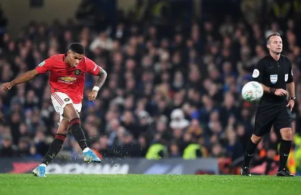 Sau bàn thắng Chelsea, Rashford được ví như Ronaldo của MU