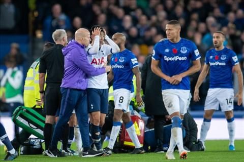 Tin bóng đá 4/11: Son Heung-min khiến Andre Gomes dính chấn thương nghiêm trọng