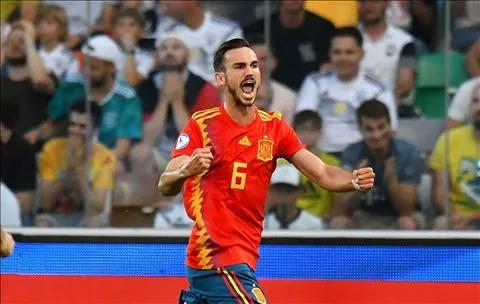Tin tức Real Madrid 6/11: Real tiến sát Fabian Ruiz