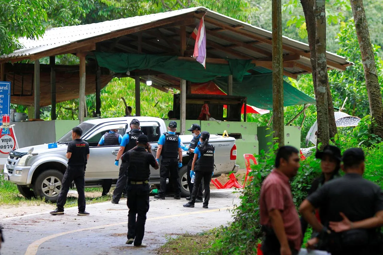Xả súng tại miền nam Thái Lan, 15 người thiệt mạng