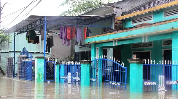 Phú Yên, Quảng Ngãi cho học sinh nghỉ học tránh bão