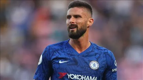 Giroud sắp cập bến đối thủ của Chelsea ở Ngoại hạng Anh