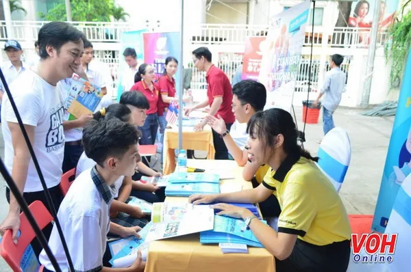 Cùng em chọn tương lai
