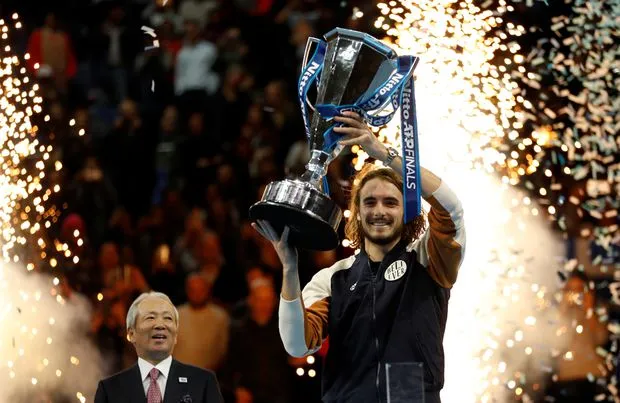 ATP Finals 2019: Ngược dòng thắng Thiem, Tsitsipas vô địch ngay lần đầu dự giải