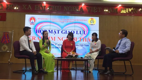 Tuyên dương 130 Trái tim người thầy