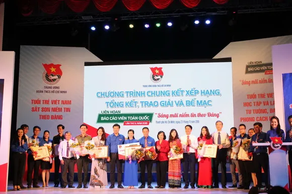 Thí sinh Cao Thị Hải Vân đạt giải nhất Hội thi báo cáo viên giỏi năm 2019