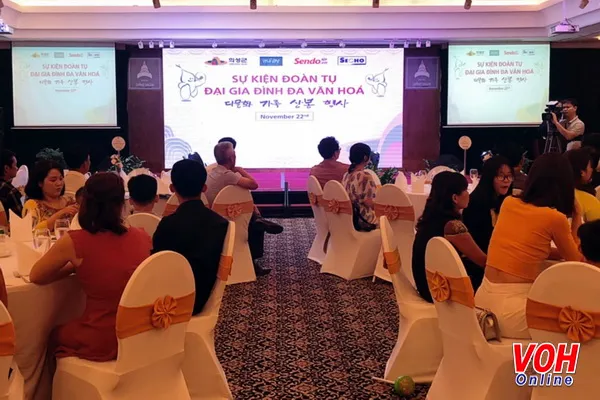 Cô dâu Việt ở Hàn Quốc đoàn tụ với gia đình tại Việt Nam