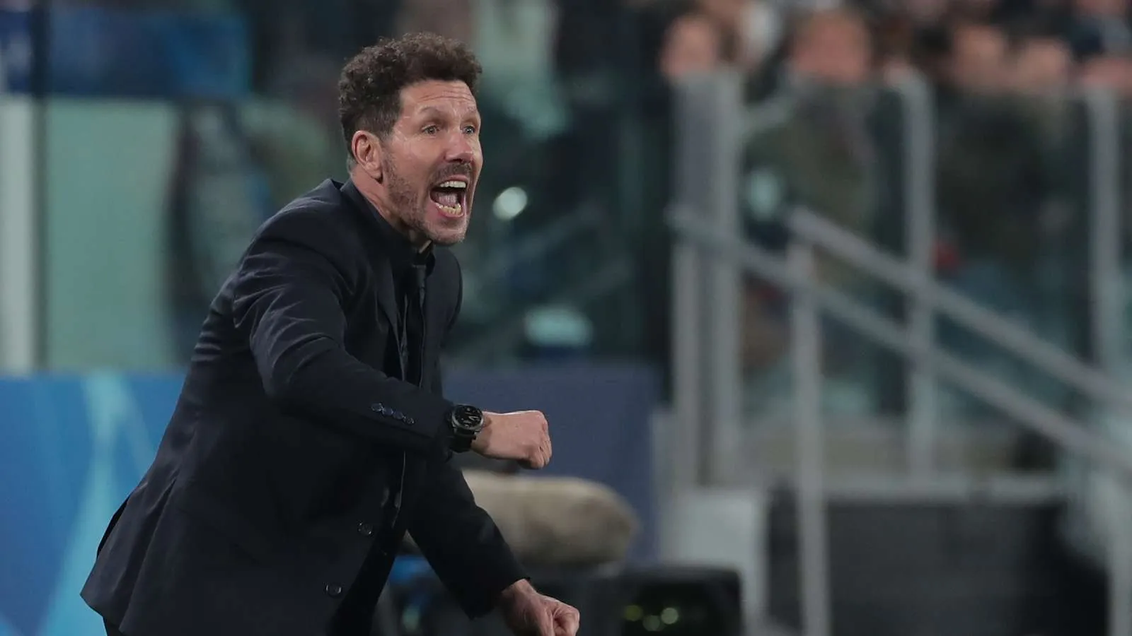 Thầy trò Simeone cay cú sau trận thua Juventus