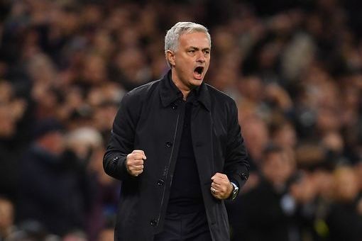 Trước trận đấu với Olympiacos, Mourinho đã tìm đến Harry Kane 