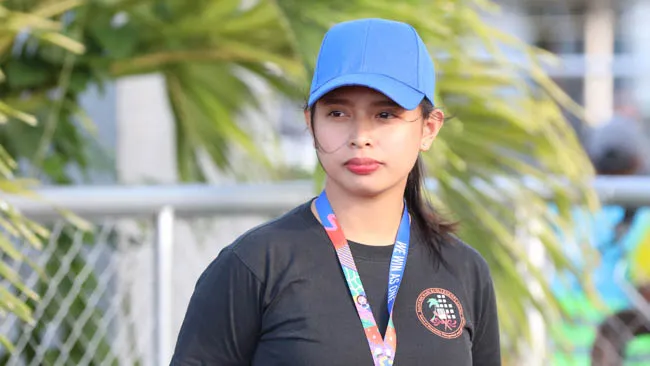 BTC SEA Games 30 cắt cử tình nguyện viên trông đồ cho phóng viên