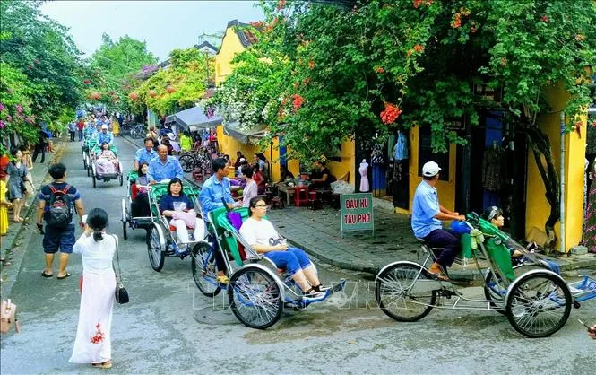Khách quốc tế đến Việt Nam tăng cao
