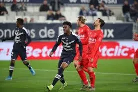 Bordeaux 6-0 Nimes (Ligue 1 2019/20 - Vòng 16)