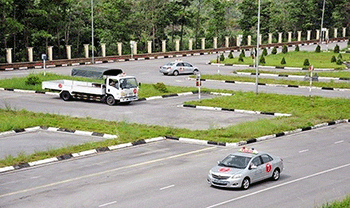 Tổng cục đường bộ yêu cầu quản lý chặt công tác đào tạo, sát hạch giấy phép lái xe