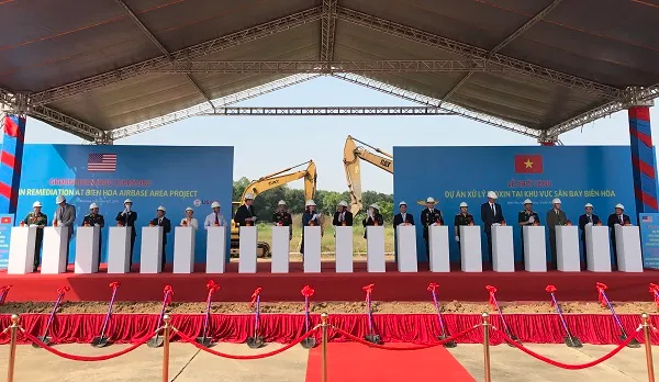 Hoa Kỳ và Việt Nam tăng cường quan hệ đối tác về khắc phục hậu quả chiến tranh