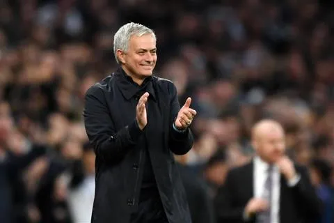 Mourinho lên tiếng sau chiến thắng trước Burnley