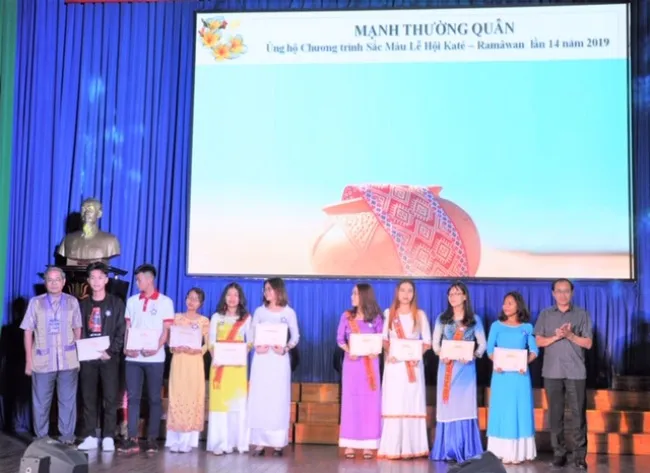 Sắc màu lễ hội dân tộc Chăm ở TPHCM