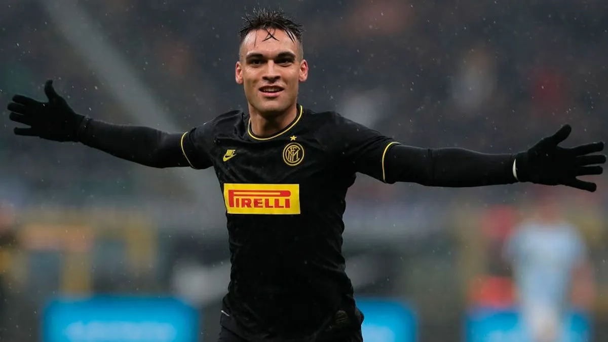 Barca quyết mua bằng được Lautaro Martinez