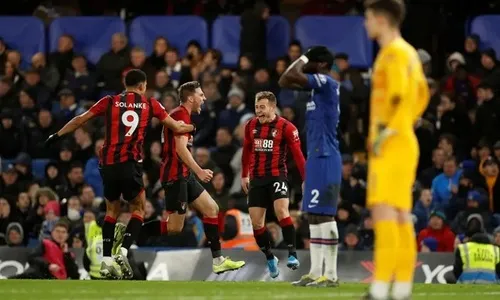 Kết quả Ngoại hạng Anh 15/12: Chelsea bại trận ngay trên sân nhà