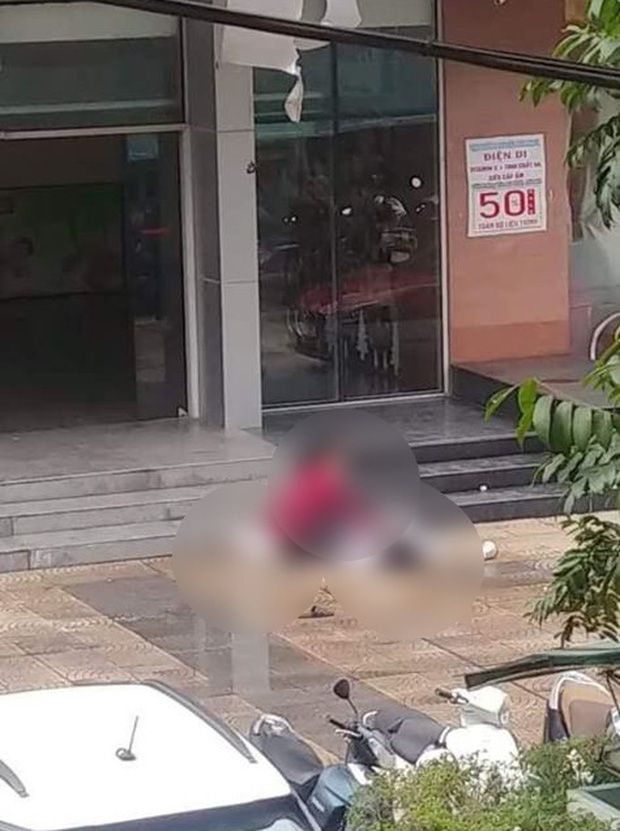 Rơi từ tầng 19 của tòa nhà tại khu đô thị Cổ Nhuế, người phụ nữ tử vong