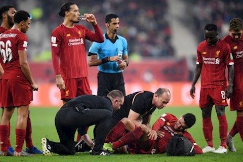 HLV Klopp cập nhật tình hình chấn thương của Chamberlain