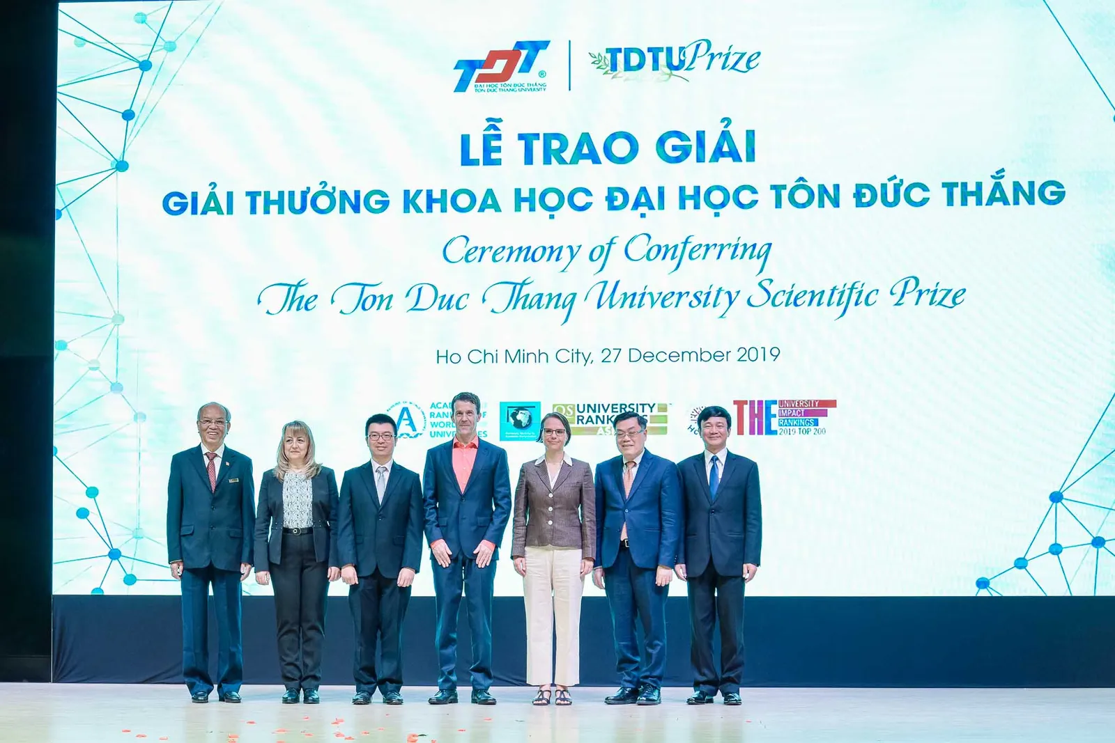 Vinh danh 3 nhà khoa học đoạt giải thưởng Khoa học Đại học Tôn Đức Thắng