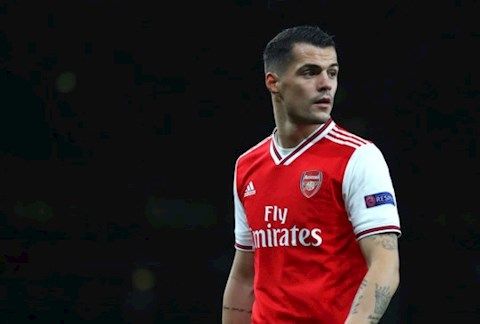 Tin bóng đá 30/12: Tương lai Xhaka vẫn chưa được quyết định