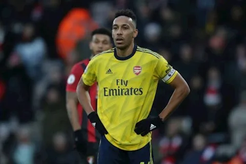 Aubameyang không được phép rời Arsenal vào tháng 1