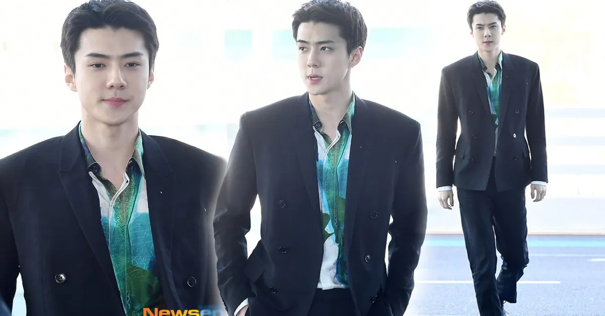 Diện vest bảnh bao xuất hiện tại sân bay, Sehun (EXO) khiến fan thốt lên: Ôi! hoàng tử