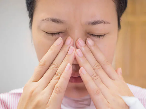 Cách giảm nhức mắt ngay tại nhà