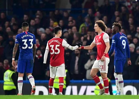 Martinelli đi vào lịch sử sau trận hòa Chelsea