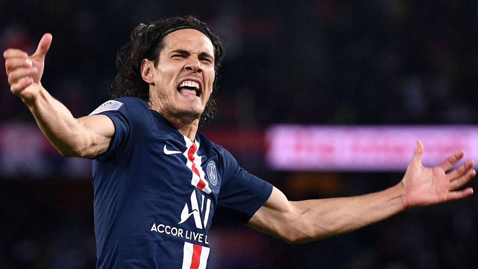 Rivaldo chỉ ra người hoàn hảo thay thế Suarez