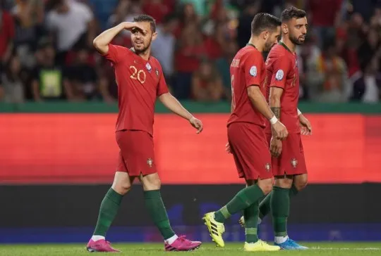 Bernardo Silva có vài lời gửi tân binh khủng của MU