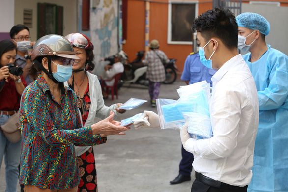 Nơi tăng giá, nơi phát không khẩu trang chống dịch corona
