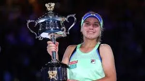 Australia Open 2020: Đánh bại Muguruza, Kenin trở thành tay vợt nữ trẻ nhất lên ngôi vô địch