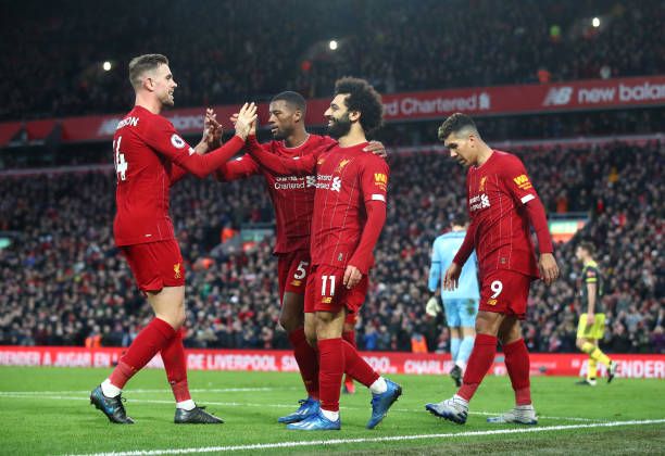 Kết quả Ngoại hạng Anh tối 1/2: Hủy diệt Southampton, Liverpool bỏ xa Man City 22 điểm