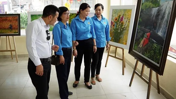 Triển lãm tranh, ảnh Mừng xuân - Ơn Đảng