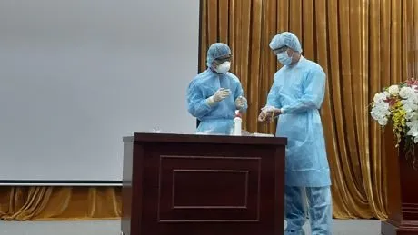 Tập huấn cho 26 đội phản ứng nhanh chẩn đoán, điều trị và giám sát phòng chống dịch bệnh nCoV
