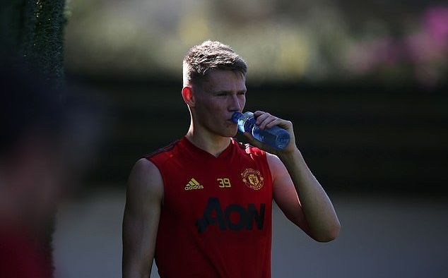 Trở lại sau chấn thương, McTominay khát khao chứng tỏ khả năng