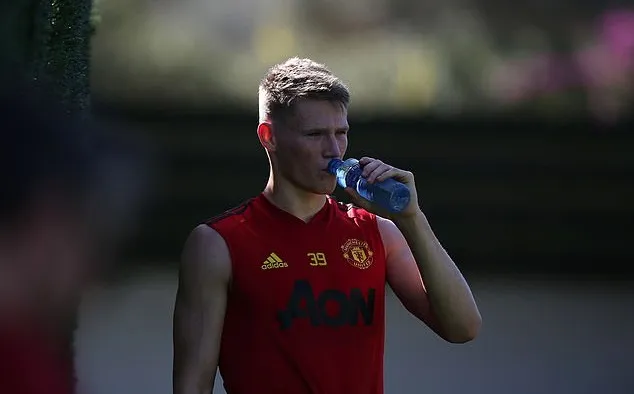 Trở lại sau chấn thương, McTominay khát khao chứng tỏ khả năng