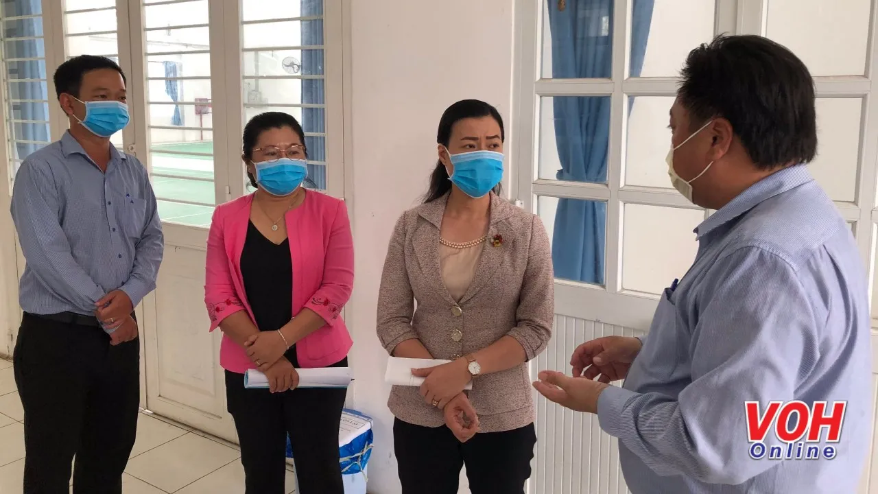 Bình Chánh tăng cường phòng chống dịch bệnh Covid-19 khi học sinh đi học trở lại