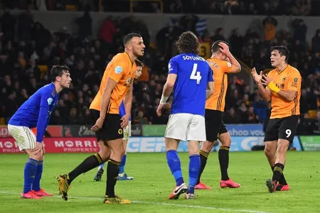 Kết quả Ngoại hạng Anh ngày 15/2: Hòa Wolves, Leicester lỡ cơ hội vượt mặt Man City