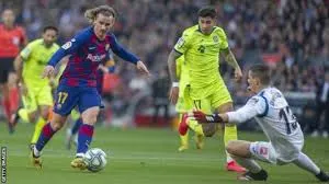 Kết quả bóng đá hôm nay 16/2: Barca thắng nhọc - PSG hòa kịch tính đội chót bảng