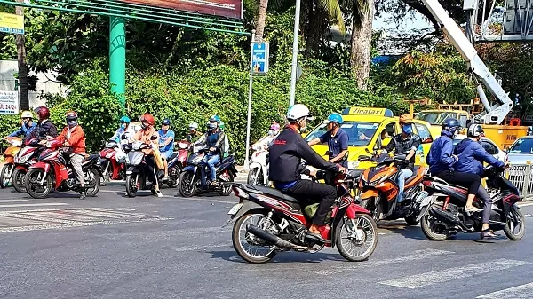 Từ 12/3: Năm tỉnh thành thí điểm nộp phạt vi phạm giao thông qua mạng