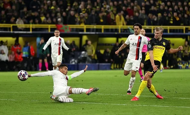 Diễn biến trận Dortmund vs PSG tại Cup C1: Haaland lập cú đúp giúp chủ nhà có được lợi thế