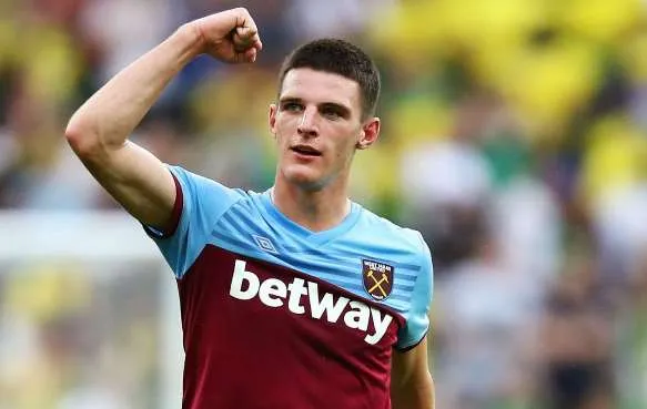 Moyes khuyên sao sáng West Ham không đến MU