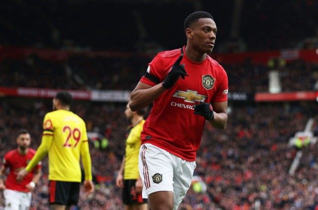 Saha mách nước cho Martial cách trở thành tiền đạo hàng đầu